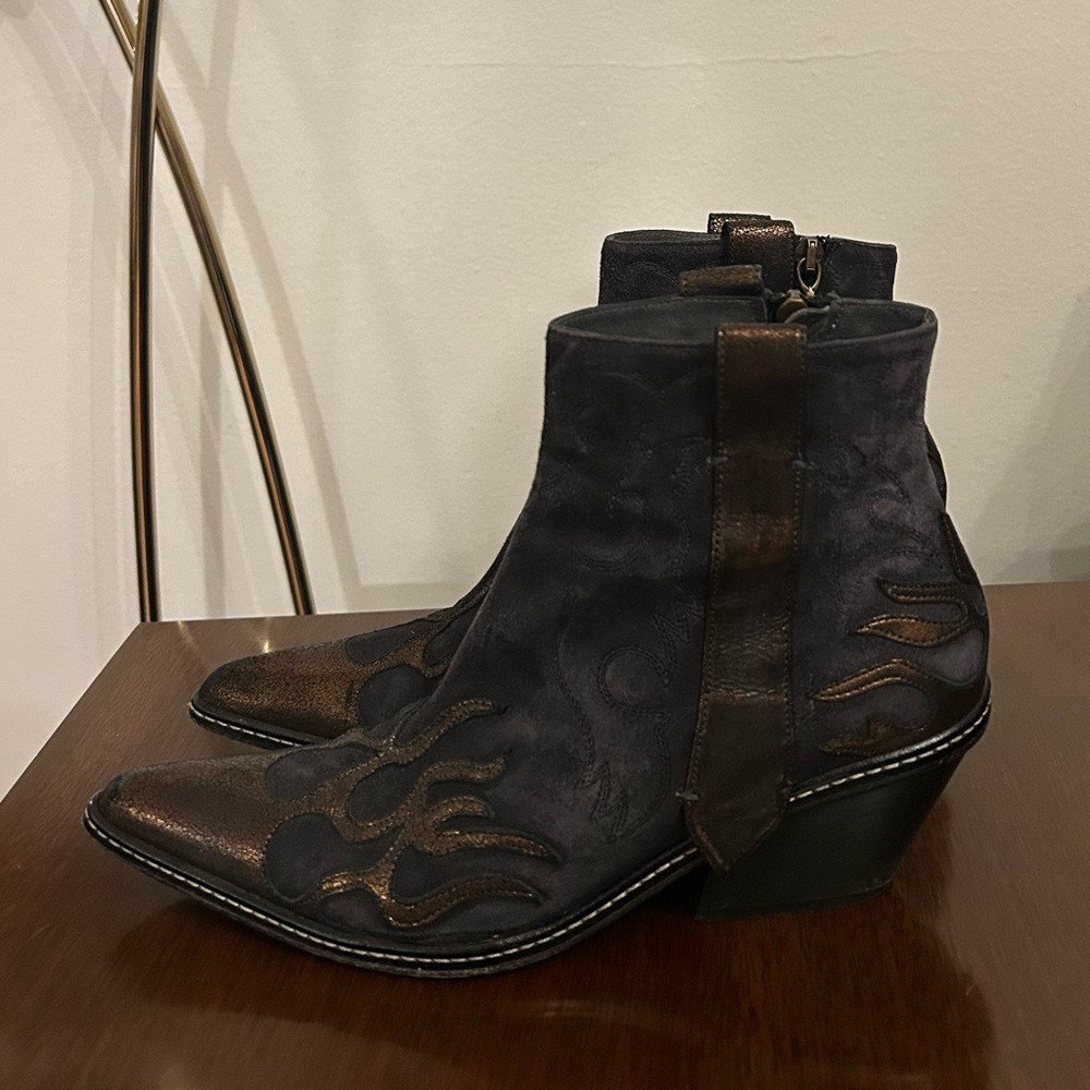 Donald J Pliner Women’s Jody Cowboy Boots Bronze Flames Pointed Toe Size 7 - Picture 3 of 9